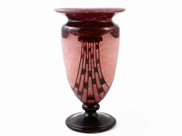 Le Verre Française vase with Colliers decoration