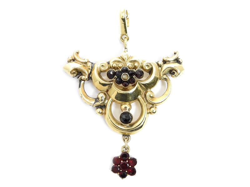 Pendente in Oro Giallo 585/1000 con Granati