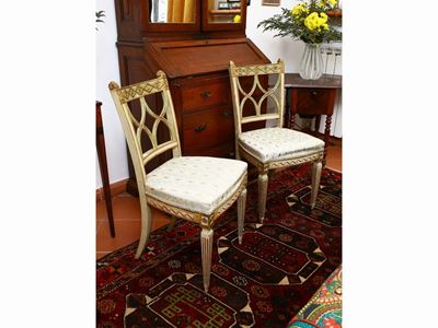 Coppia di Sedie in Legno Laccato