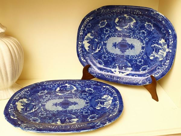 Pair of ceramic trays