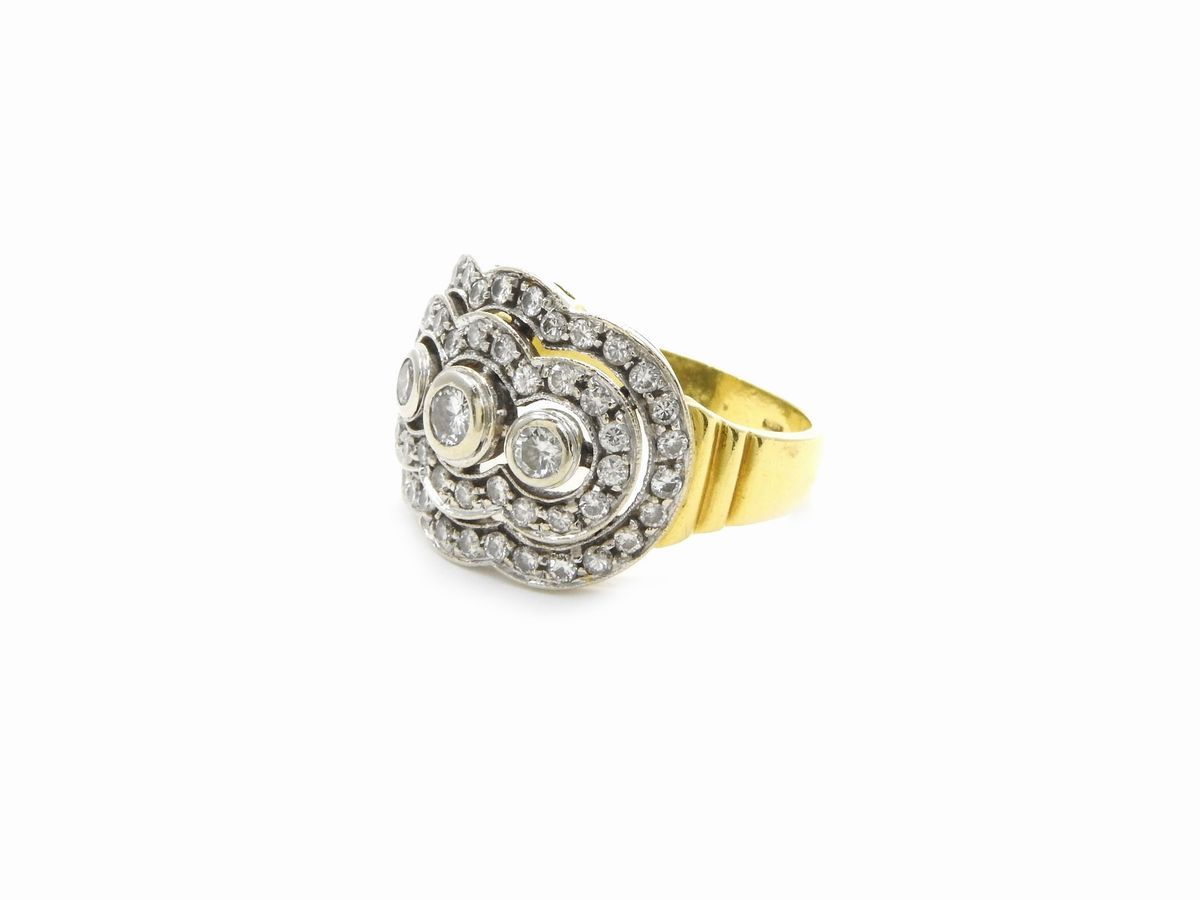 Anello in Oro Bianco e Giallo con Diamanti