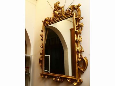 Specchiera in Legno Intagliato e Dorato