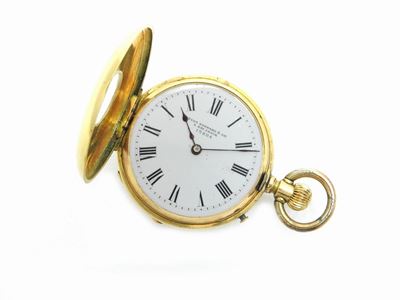 Orologio da Taschino Eugene Bornard in Oro Giallo con Diamanti, Microperle e Smalti Neri