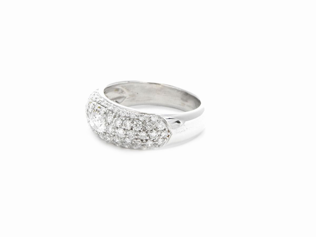 Anello a Fascia in Oro Bianco con Diamanti