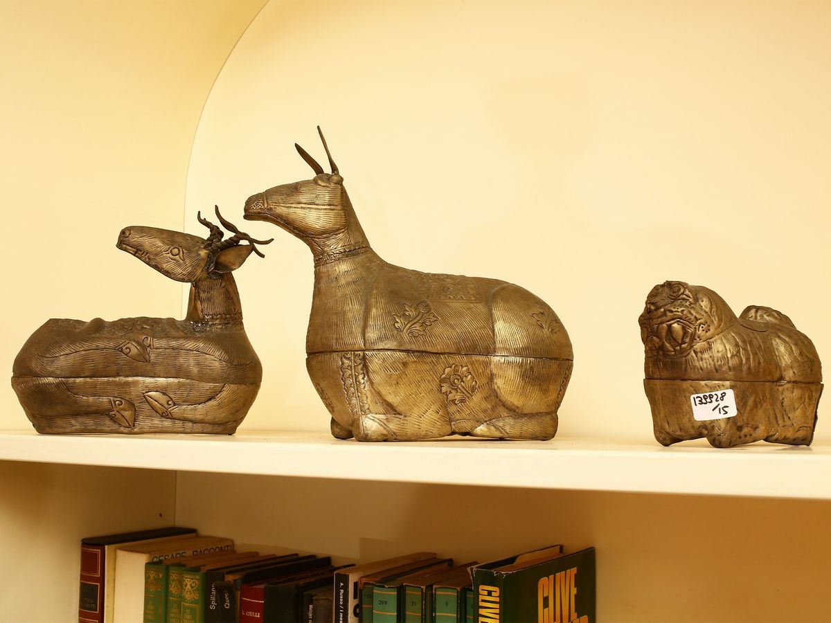 Lotto di Curiosità Orientali