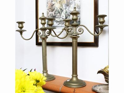 Coppia di Candelabri in Metallo