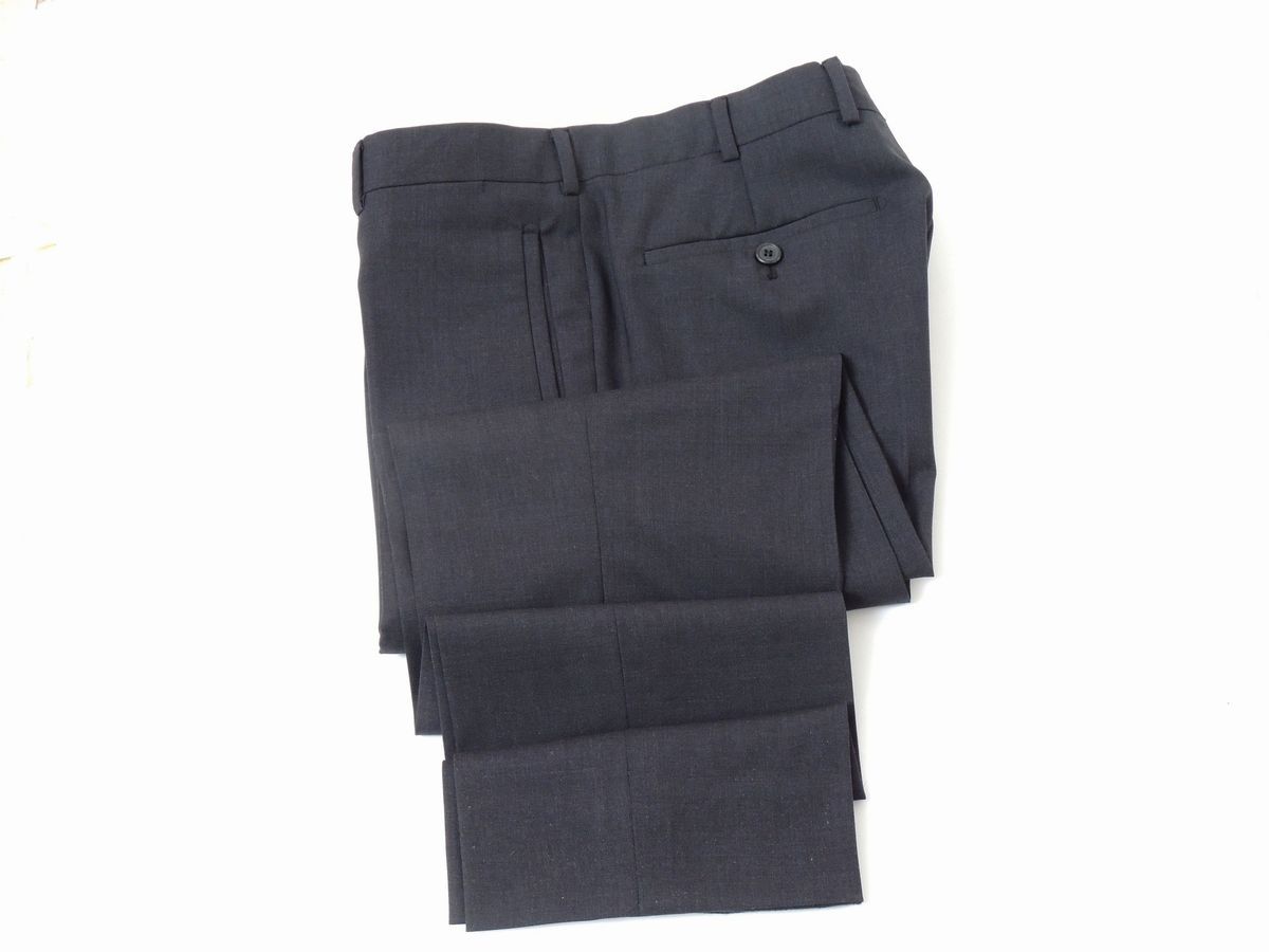 Completo da Uomo in Lana Antracite, Prada