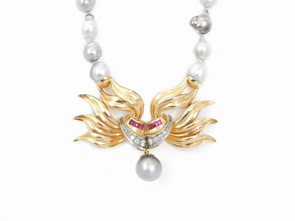 Pink and white gold necklace with diamonds, rubies and baroque cultured pearls