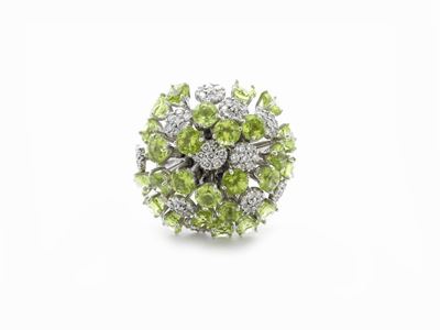 Anello in Oro Bianco con Diamanti e Peridoti