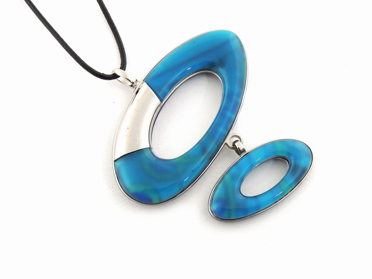 Collana con Pendente in Resina e Metallo Argento, Emilio Pucci