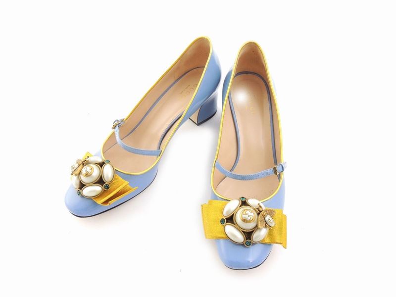 Paio di Décolleté in Vernice Azzurra, Gucci