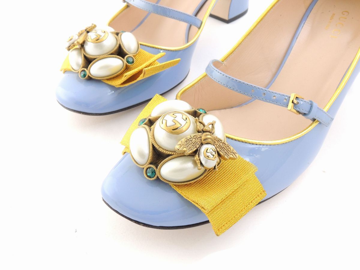 Paio di Décolleté in Vernice Azzurra, Gucci
