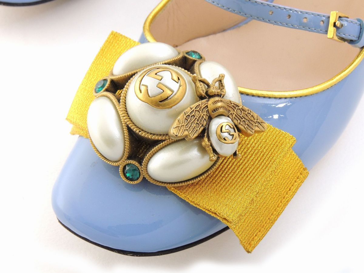 Paio di Décolleté in Vernice Azzurra, Gucci
