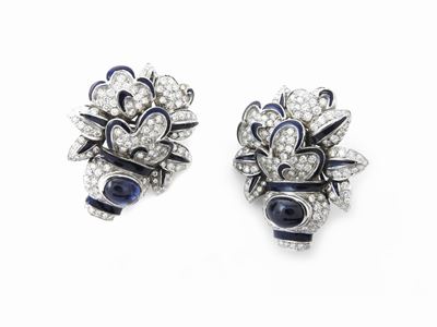 Orecchini in Oro Bianco con Diamanti, Zaffiri e Smalti Blu
