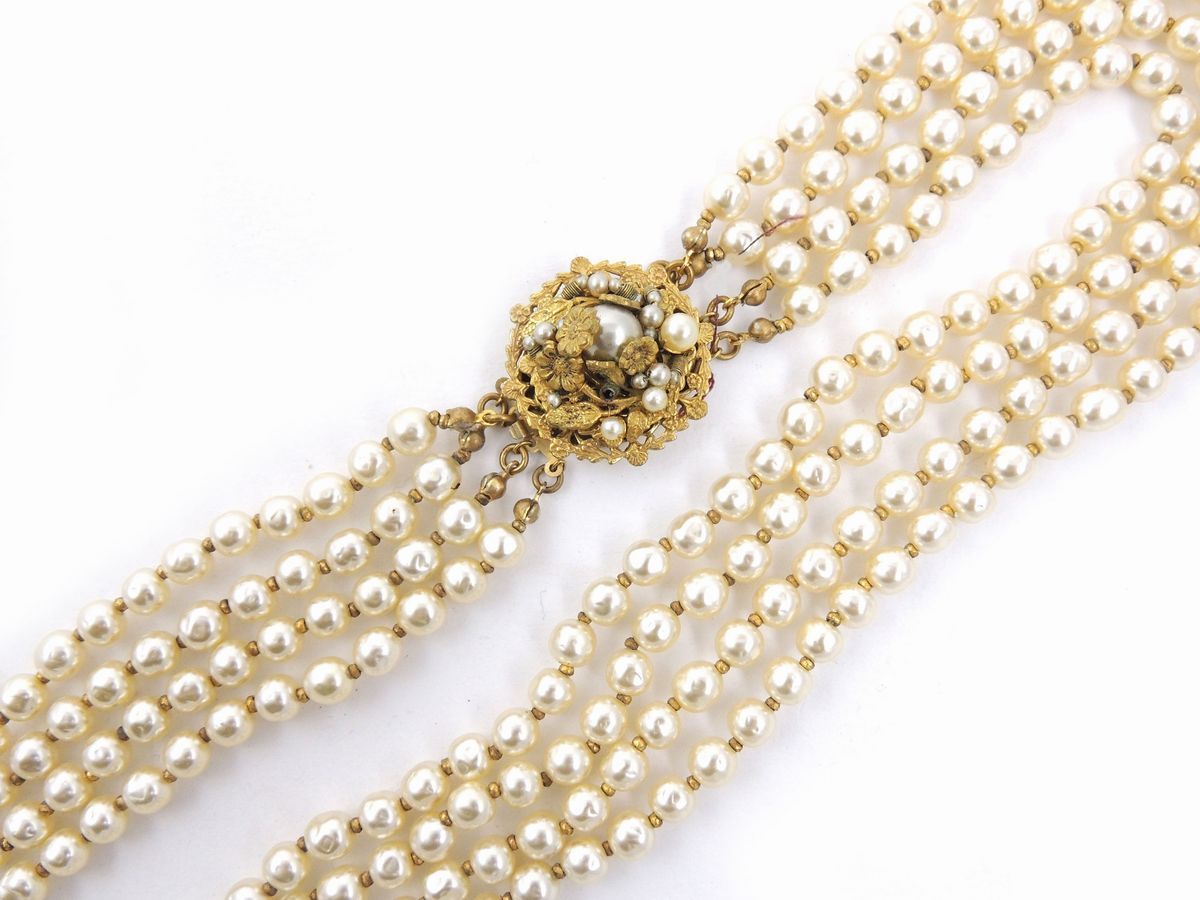 Collana Multifilo in Perle Barocche Simulate e Metallo Dorato, Miriam Haskell