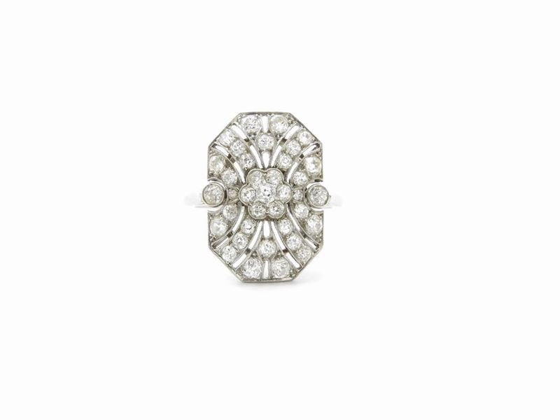 Anello in Oro Bianco con Diamanti
