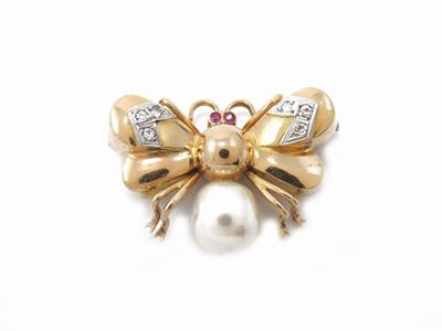 Spilla Animalier in Oro Rosa con Diamanti, Rubini e Perla