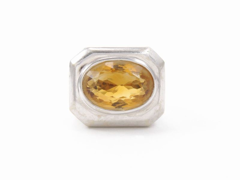 Anello a Fascia in Oro Bianco con Quarzo Citrino