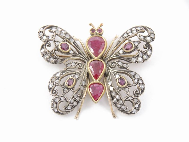 Spilla Animalier in Oro a Basso Titolo e Argento con Diamanti e Rubini