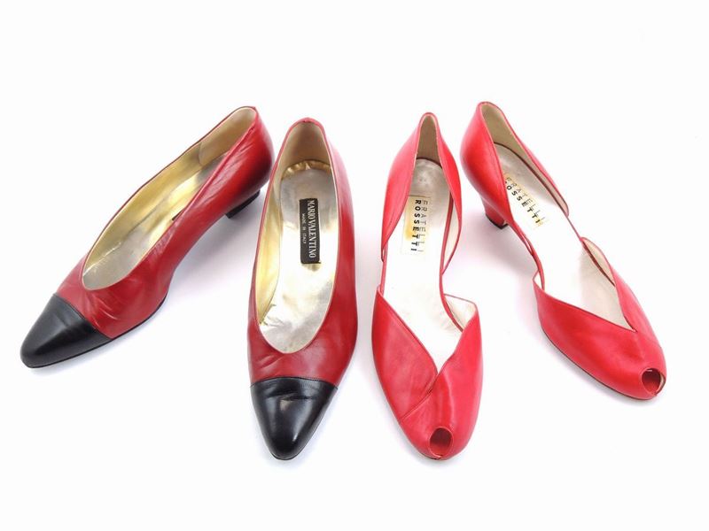 Due Paia di Scarpe in Pelle Rossa e Nera
