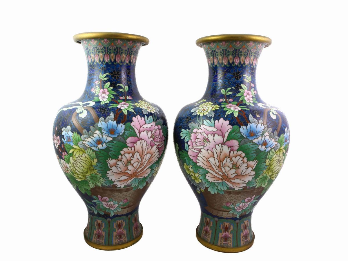 Coppia di Vasi in Smalto Cloisonnè