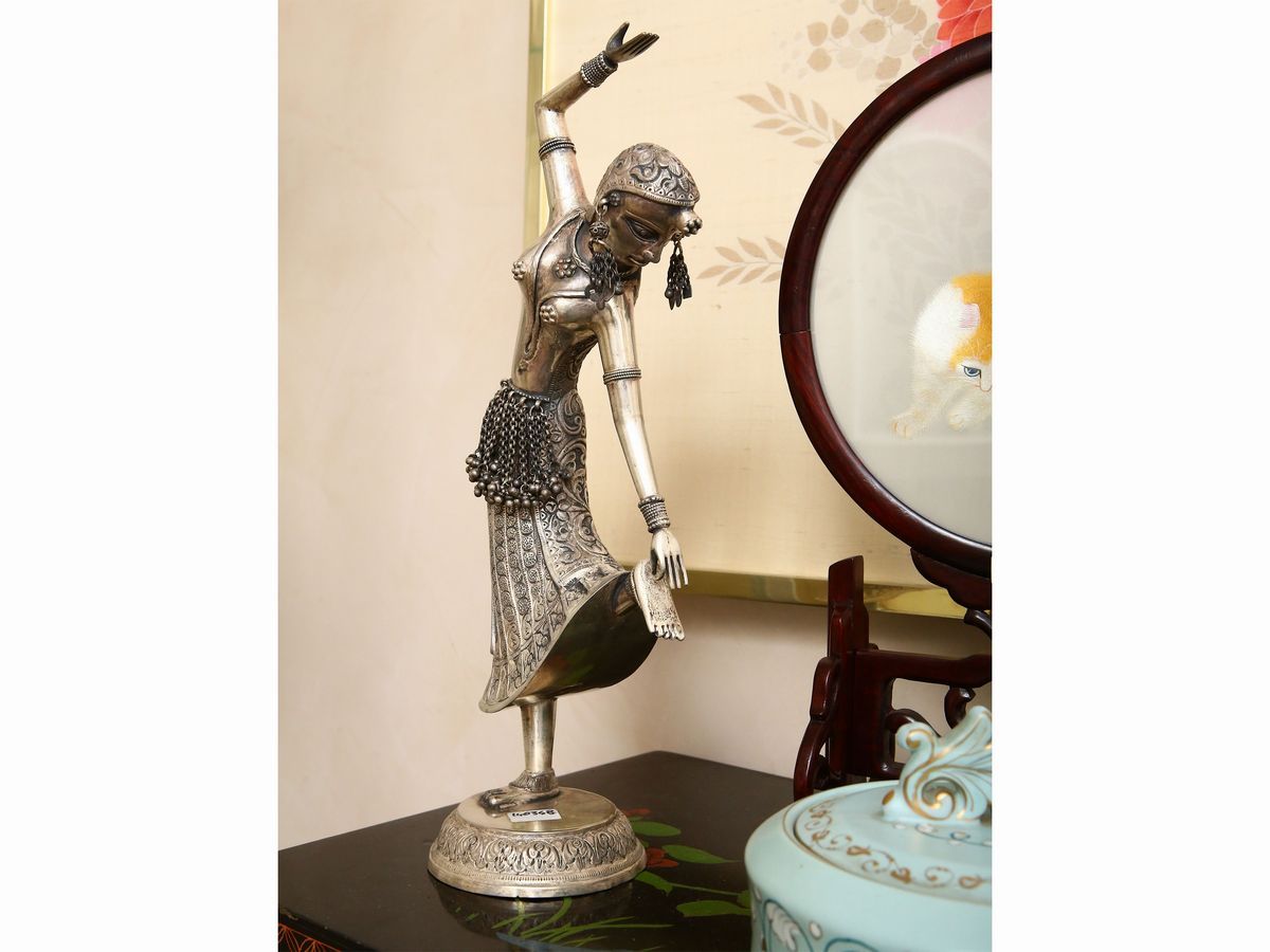 Figura di Danzatrice in Argento