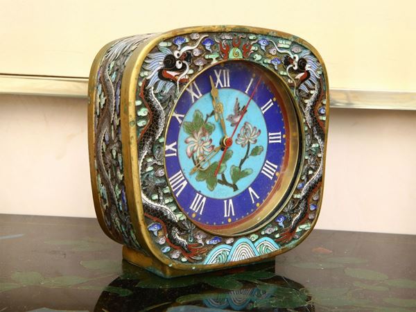 Orologio sveglia da tavolo in smalto cloisonnè