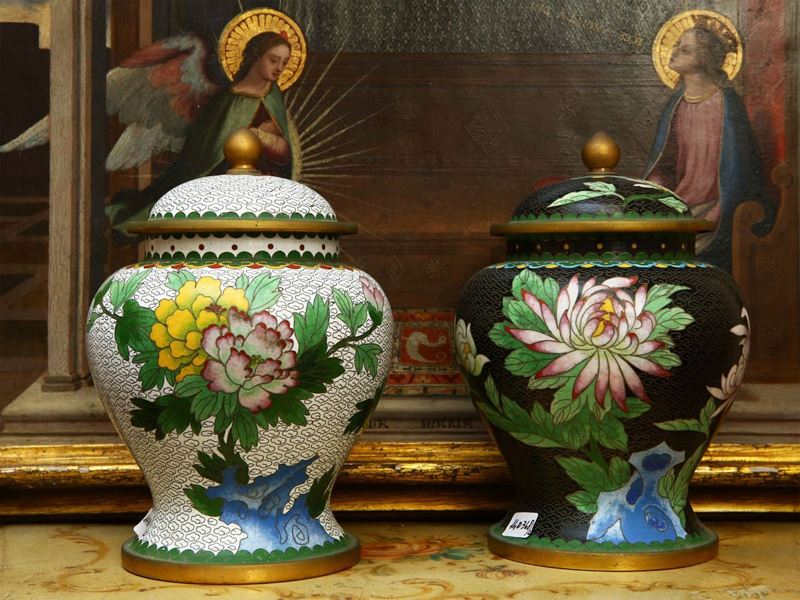 Coppia di Potiche in Smalto Cloisonnè
