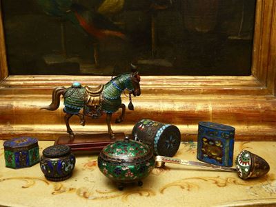 Lotto di Curiosità in Argento e Smalti Cloisonné