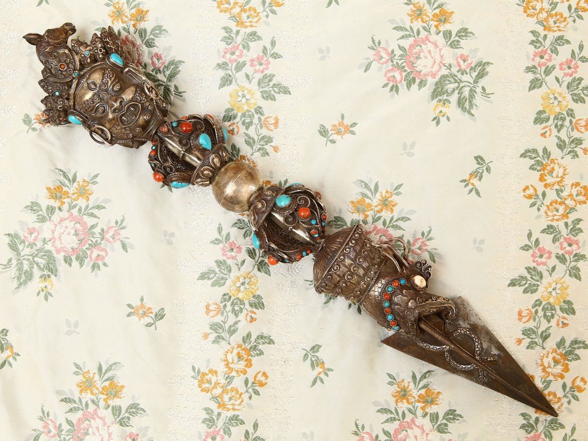 Pugnale Rituale Tibetano Phurba in Argento