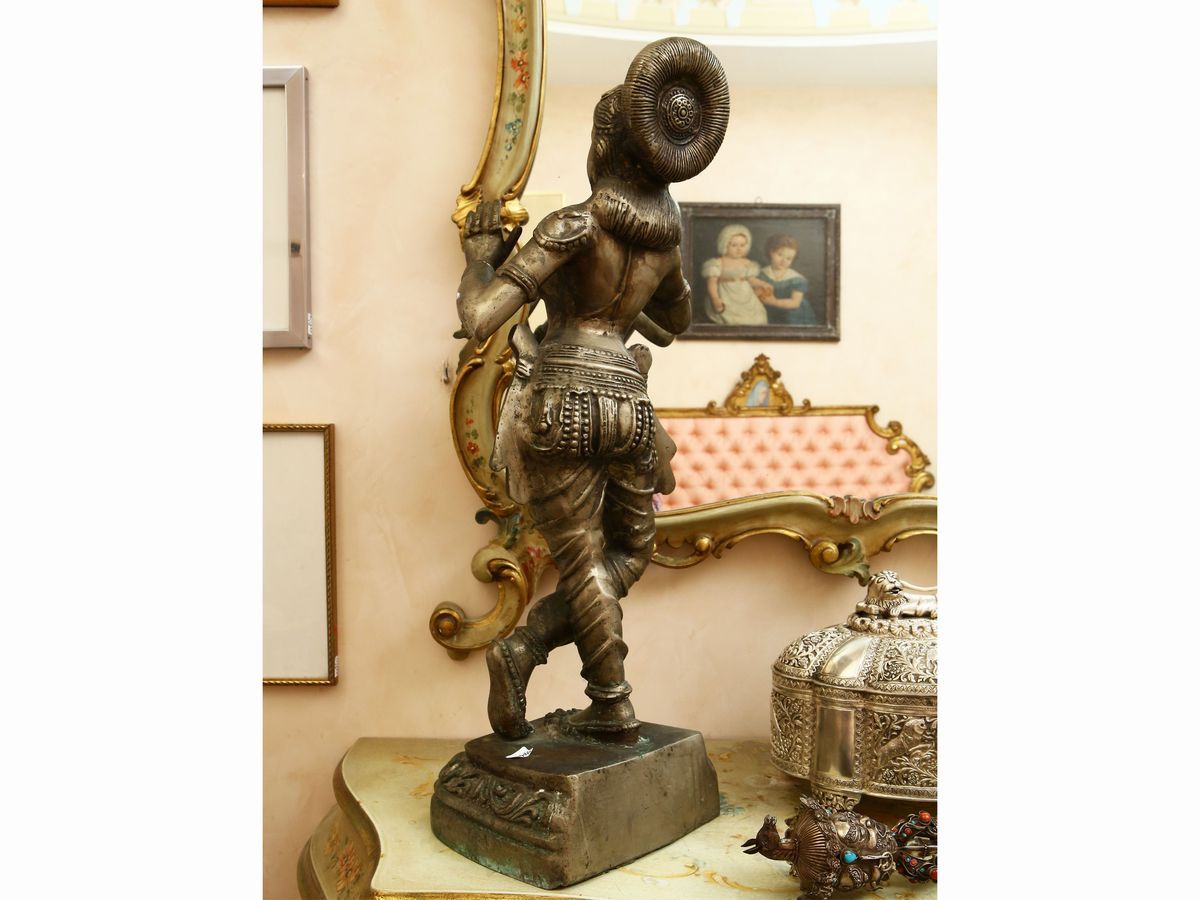 Grande Scultura in Metallo