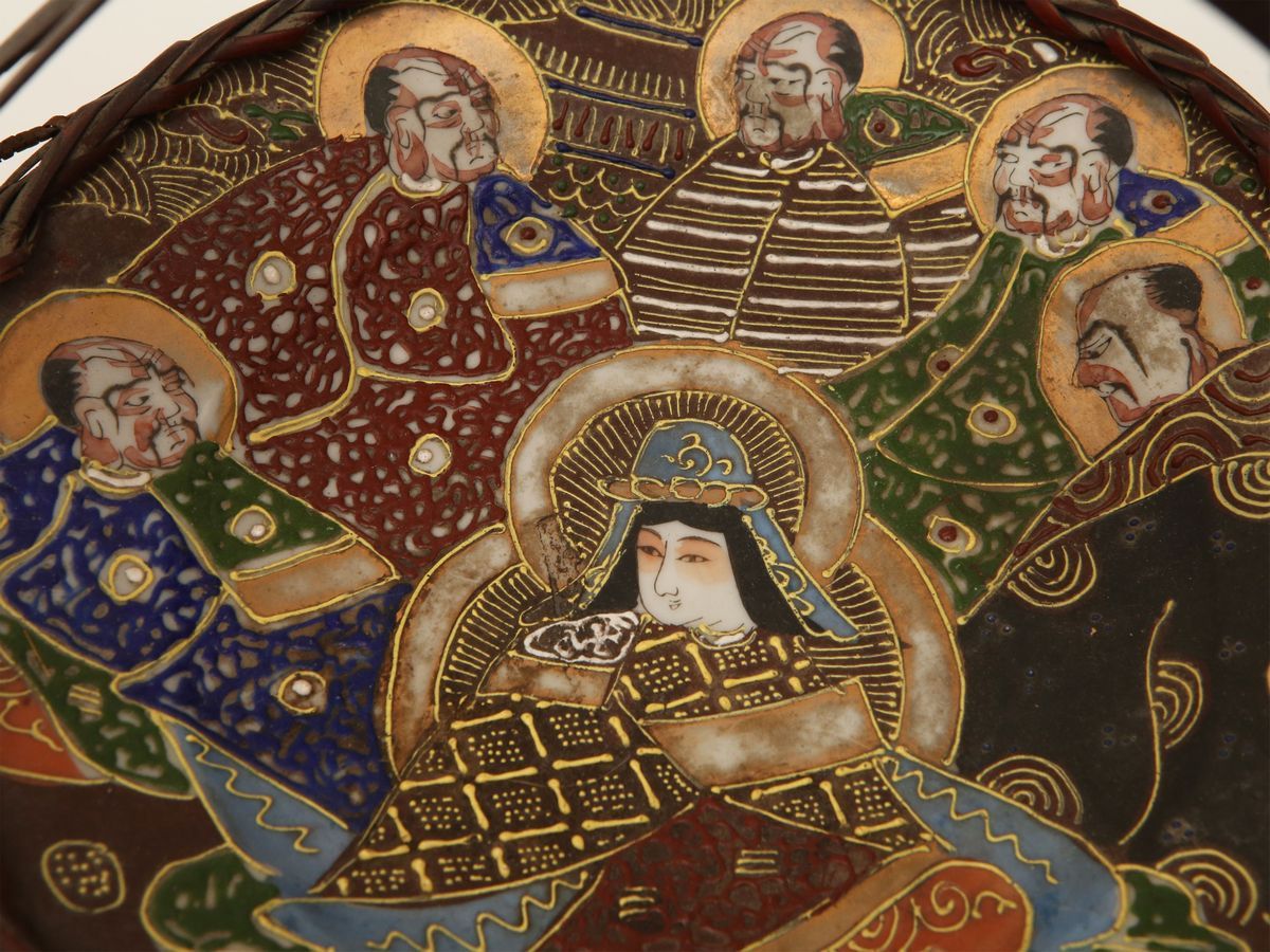 Miscellanea di Curiosità per la Tavola in Porcellana Orientale