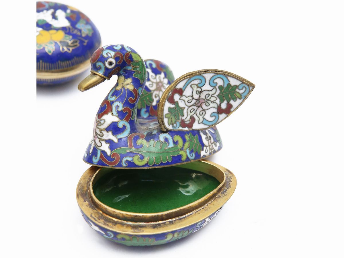 Lotto di Curiosità in Smalti Policromi Cloisonnè