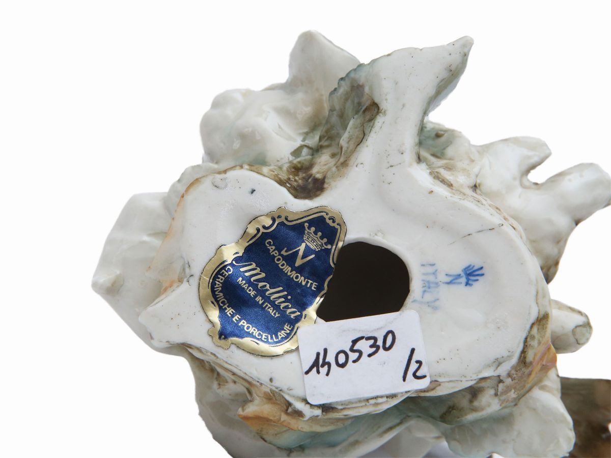 Due Gruppi Ornamentali in Ceramica