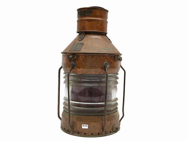 Ship lantern in copper, glass and other metals