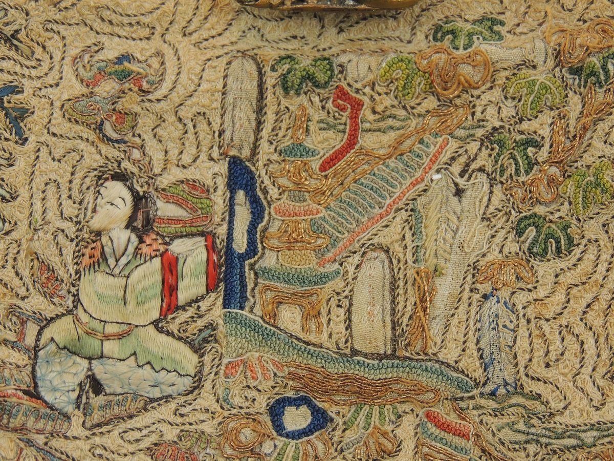 Borsetta Orientale in Tessuto Ricamato