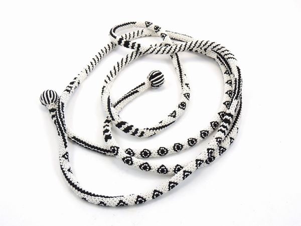 Belt in black and white beads, Etro  - Auction Fashion Vintage and Costume Jewelry / A men's wardrobe - Maison Bibelot - Casa d'Aste Firenze - Milano