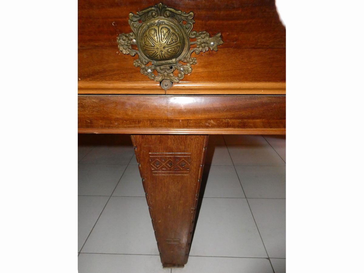 Tavolo da Biliardo in Noce