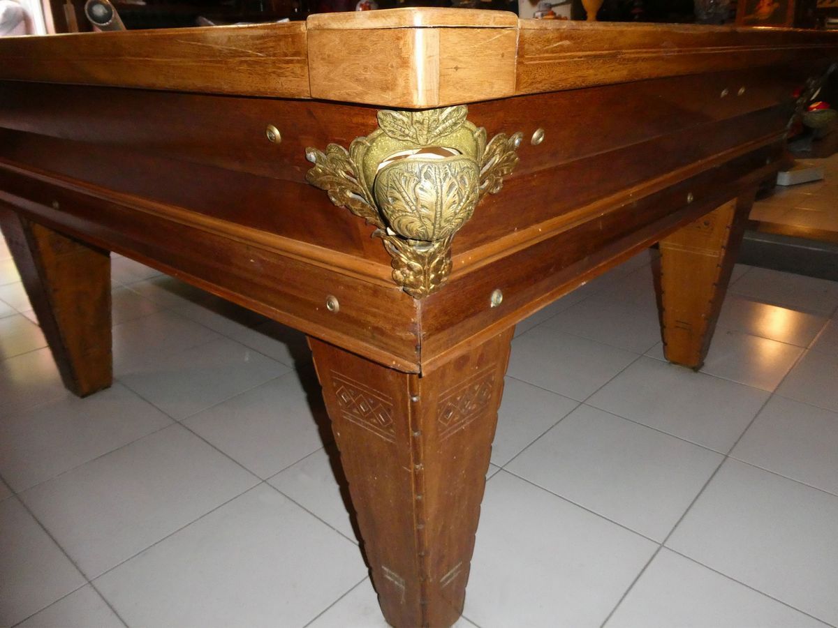 Tavolo da Biliardo in Noce
