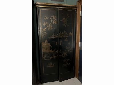 Coppia di Porte a Due Ante in Lacca Nera