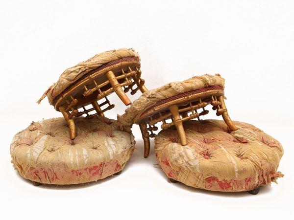 Series of four circular footrests  (early 20th century)  - Auction The Art of Furnishing - Maison Bibelot - Casa d'Aste Firenze - Milano