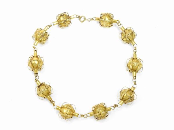 Various alloy yellow gold necklace