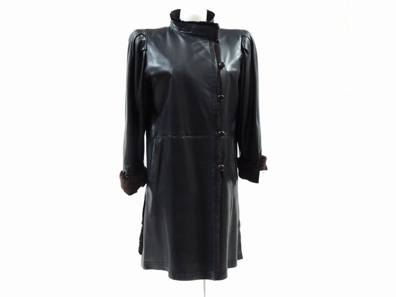 Cappotto in Pelle Nera e Castoro, Yves Saint Laurent