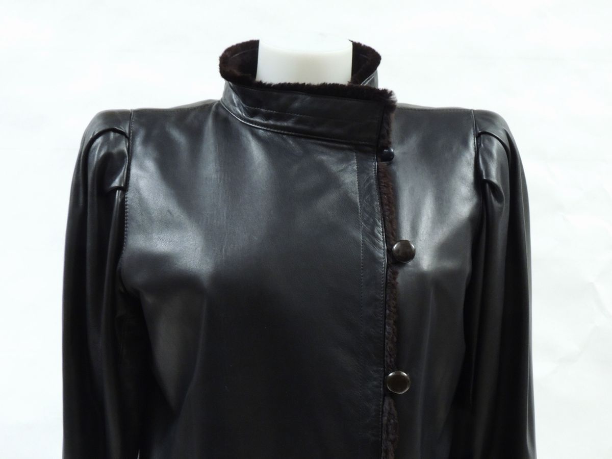 Cappotto in Pelle Nera e Castoro, Yves Saint Laurent