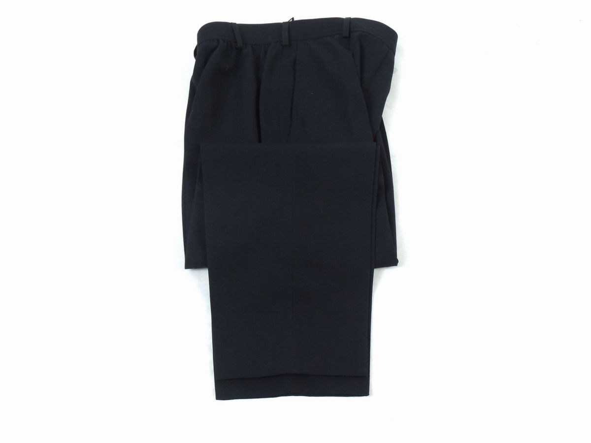Lotto di Abbigliamento in Lana e Cashmere, Yves Saint Laurent
