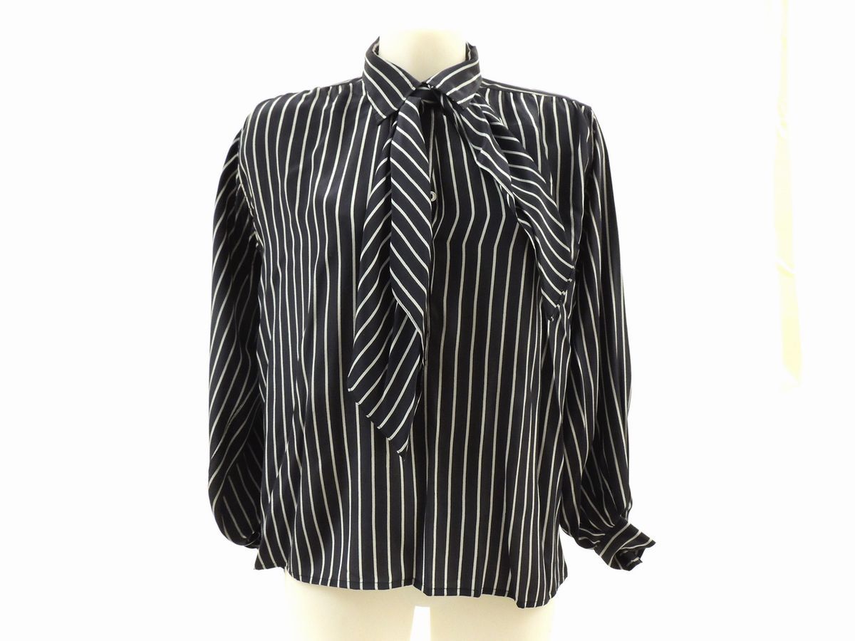 Lotto di Abbigliamento, Yves Saint Laurent Rive Gauche
