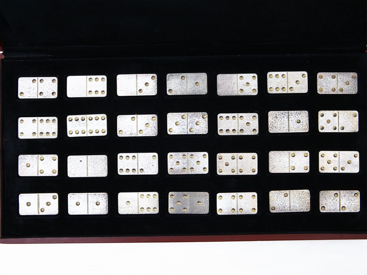 Gioco del Domino in Argento