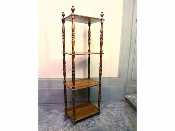 Walnut etagere  (second half of the 19th century)  - Auction The Art of Furnishing - Maison Bibelot - Casa d'Aste Firenze - Milano