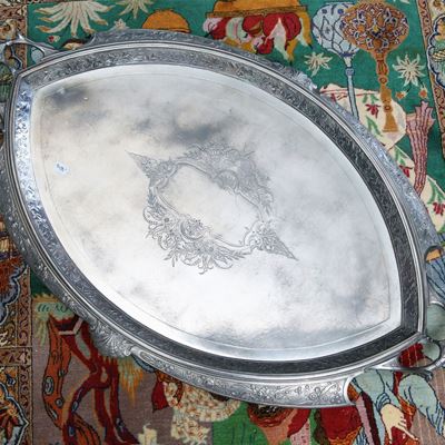 Grande Guantiera in Metallo Argentato