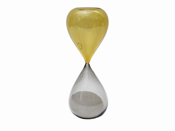 Blown glass hourglass, Venini  (Murano, 1970s)  - Auction The collector's florentine house - Maison Bibelot - Casa d'Aste Firenze - Milano